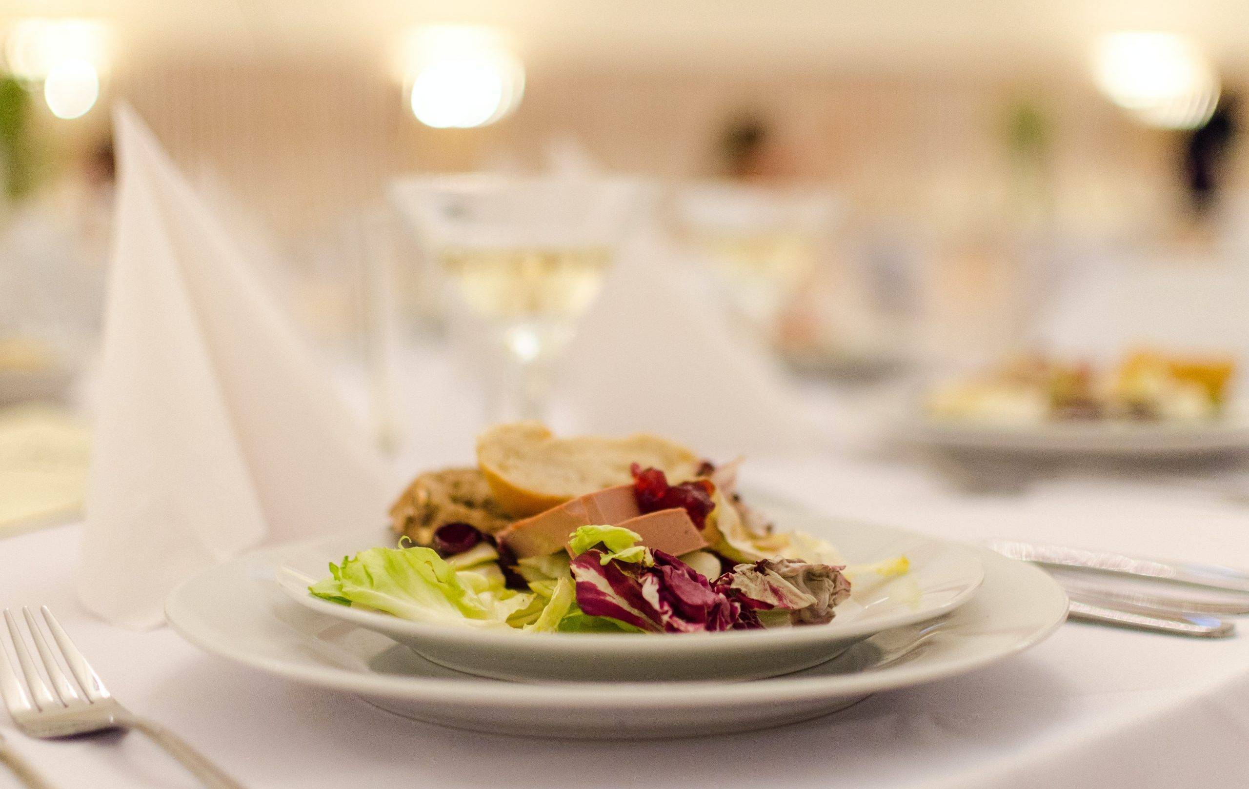 plated dinner at a wedding