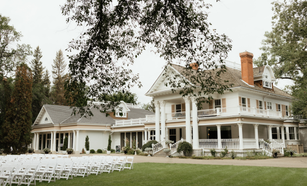Alberta Destination Wedding Venue in Lethbridge
