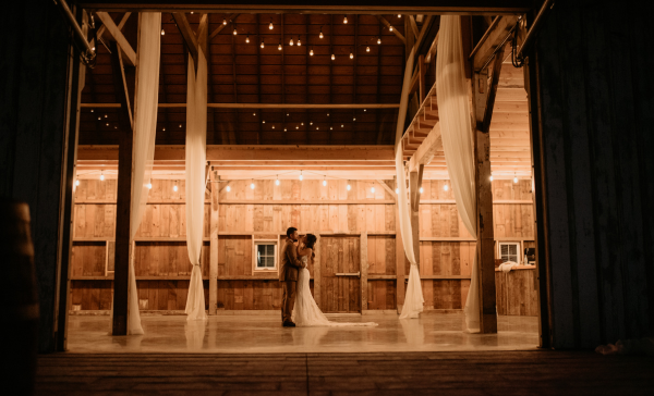 Countryside Barn, Barn wedding venue in Alberta